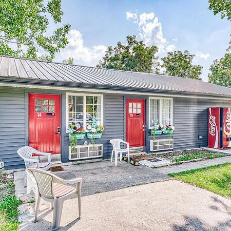 Lighthouse Kitchen Suites Near Auburn Waterloo I-69 Exit 334 외부 사진