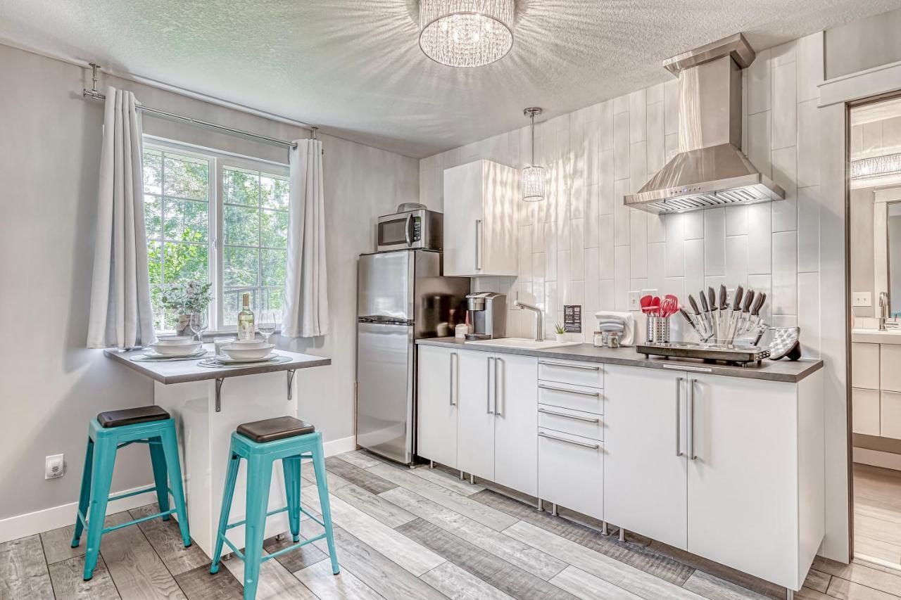 Lighthouse Kitchen Suites Near Auburn Waterloo I-69 Exit 334 외부 사진